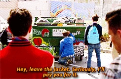 Tumblr muhoqyeAFm1rlylr1o1 250.gif