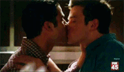 Klaine kiss eatagfskl.gif