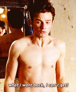 Tumblr mwaemvIzGM1qdsjzio1 250.gif