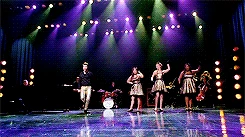 Tumblr my8hsrevym1ra5gbxo8 250.gif