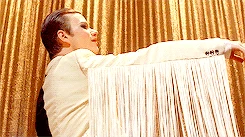 Tumblr mgu9a2pvGD1ra5gbxo2 r1 250.gif