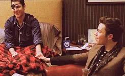 Tumblr m8f5l4o3tf1r62qa7o12 r1 250.gif