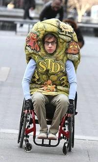 Tumblr n2gaxrXflP1rojy6eo5 250