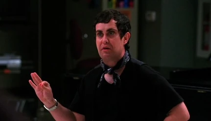 Dakota StanleyEhemaliger Choreograph. Gekündigt nach Acafellas