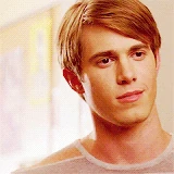 Tumblr md8vs0Vvdf1qgyzvzo7 r1 250.gif