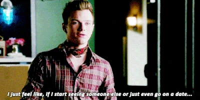 Tumblr nicizxr3TD1r91jaao1 r1 500.gif