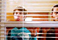 Tumblr mudpj2yb5N1spp49io6 250.gif