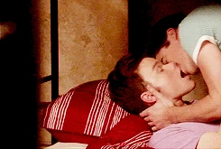 Tumblr n31vou8Tck1r1tkjgo5 250.gif