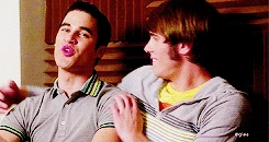 Tumblr mwbphfTu7g1spp49io2 250.gif