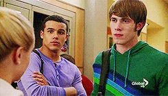 Tumblr ml7c2ihqVj1s8ai35o4 250.gif