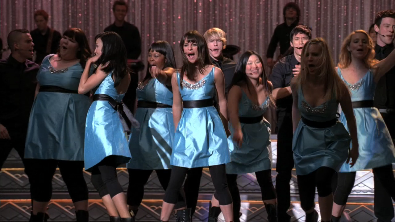 TV: Glee Season 2 Final in Pictures.