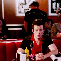 Tumblr nb5b44T7zo1qaxxelo2 250.gif