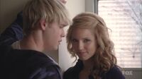 2x12-Silly-Love-Songs-sam-and-quinn-23986893-1580-888.jpg