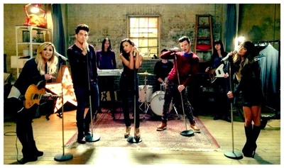 Filming. Lea, Naya, Adam, Demi, Chris
