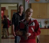 Puck konfrontiert Kitty