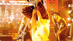 Tumblr n1l4bfC4YU1ra5gbxo6 250.gif