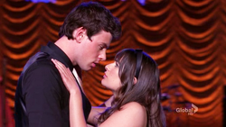 GLEE- PRETENDING with lyrics - Finn & Rachel video - Fanpop