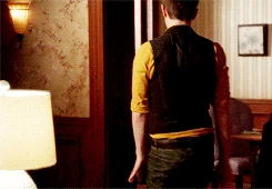 Tumblr n443wx0JPn1rk63wco3 r2 250.gif