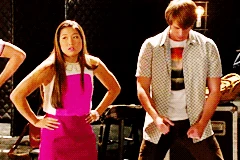 Tumblr mwc6s8MYLV1qe43ifo1 250.gif