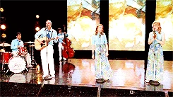 Tumblr mmk1ed8d0d1ra5gbxo3 250