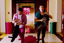 Tumblr njnzfhs5Li1tc1un5o1 r2 250.gif