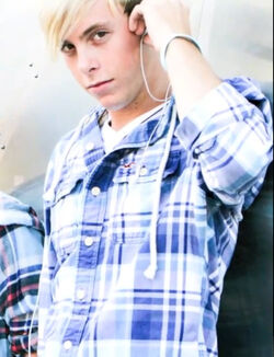 Riker Lynch | Glee Wiki | Fandom