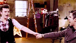 Tumblr n3n1f6W53q1qaxxelo3 250.gif