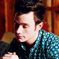 Tumblr n1ybl0z2lF1r295ako1 r1 250.gif