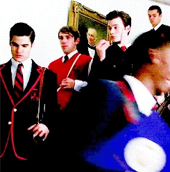 Tumblr nbwl35FRIf1r91jaao1 250.gif