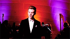 Tumblr n25auwC4OF1ra5gbxo3 250.gif