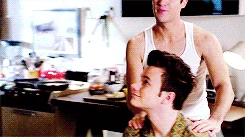 Tumblr nbvezx2aWe1ra5gbxo3 250.gif