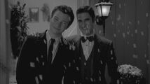 Holiday Spectacular Klaine