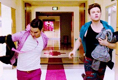 Tumblr njnzfhs5Li1tc1un5o4 r2 250.gif