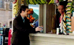 Tumblr n3d3w8ZoEb1sfeq4fo3 250.gif