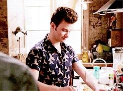 Tumblr n1l6kzcZRC1qaxxelo2 250.gif