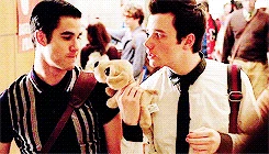 Tumblr mxbmocUpaW1qzh21go5 r2 250.gif