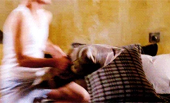 Tumblr n3dbs0NXwj1ra5gbxo3 r1 250.gif