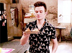 Tumblr n1l6kzcZRC1qaxxelo3 250.gif