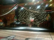 Puck, Artie und Sam singen "Friday"