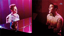 Tumblr njcy0s1rkY1ra5gbxo8 r1 250.gif