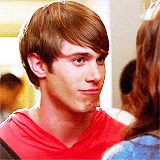 Tumblr mdydlgPLLg1qfgg1ao7 250.gif