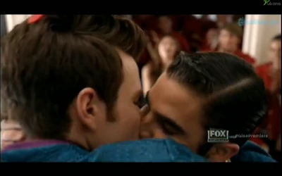 Klainekiss2.png