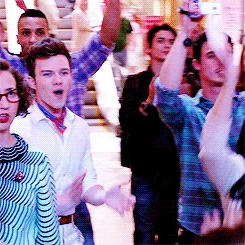 Tumblr n66apehSEs1rk63wco3 r1 250.gif