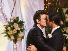 Glee-wedding-1-1024
