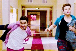 Tumblr njnzfhs5Li1tc1un5o5 r2 250.gif