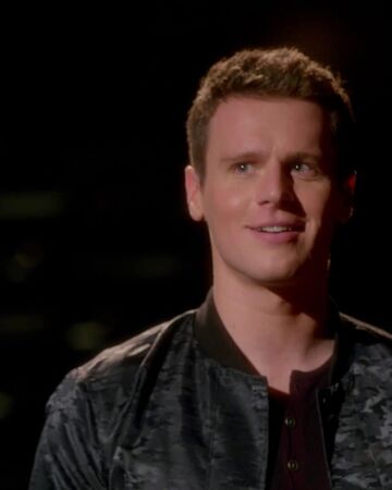 James jessie glee saint Jonathan Groff