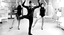 Tumblr m9g06lq9ld1ra5gbxo1 250.gif