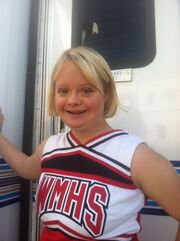 Lauren on Glee Set 3-2013