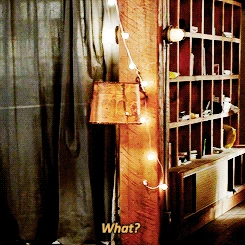 Tumblr n6k9nb0yJr1r91jaao2 250.gif