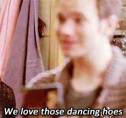 Tumblr mjbqlytFPM1qbnvfdo2 250.gif